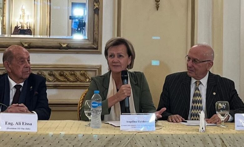 سفيرة الاتحاد الأوروبي في حديث عن التجارة والاستثمار والثقافة بنادي السيارات