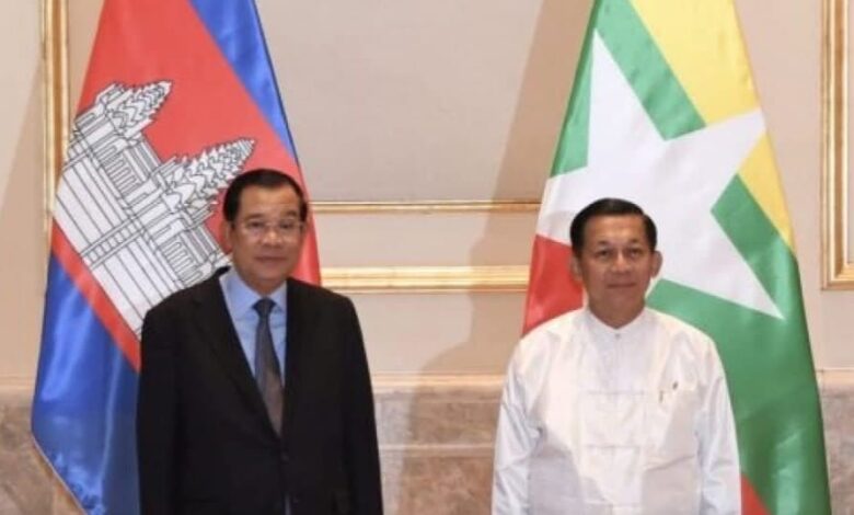 مادورو: فنزويلا ضحية تجارة المخدرات الكولومبية وكل الكوكايين في المنطقة ينتج هناك مادورو: فنزويلا ضحية تجارة المخدرات الكولومبية وكل الكوكايين في المنطقة ينتج هناك