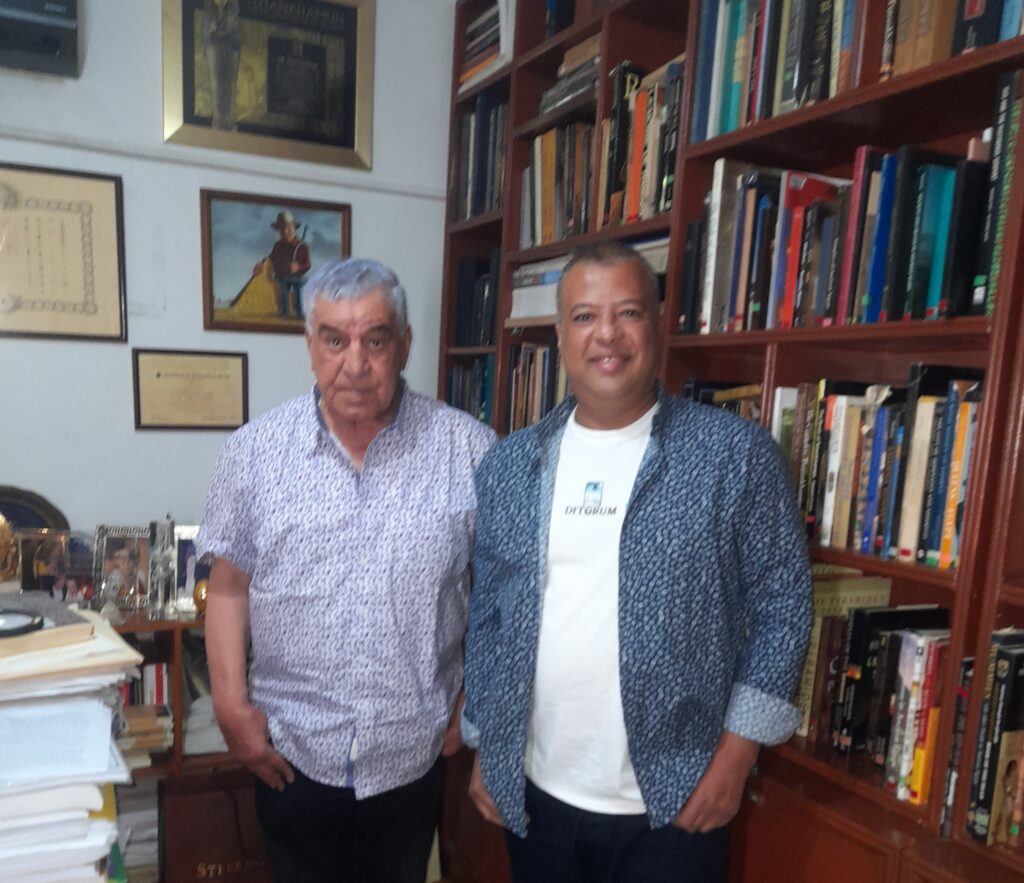 زاهي حواس للسفير ،،، المدينة الذهبية في الأقصر أخطر كشف أثري في القرن الـ21 زاهي حواس للسفير ،،، المدينة الذهبية في الأقصر أخطر كشف أثري في القرن الـ21