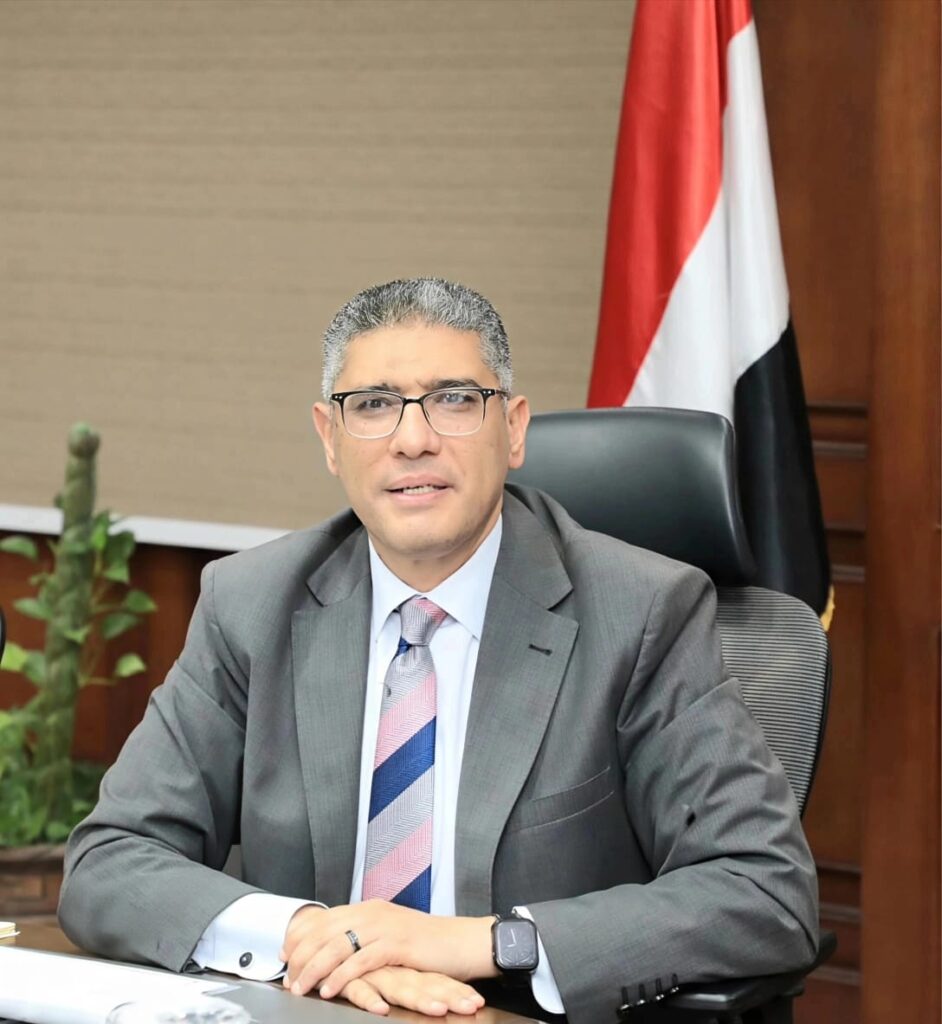 محافظة الجيزة تضبط منشأة مخالفة لتعبئة المكملات الغذائية مجهولة المصدر بحي الطالبية