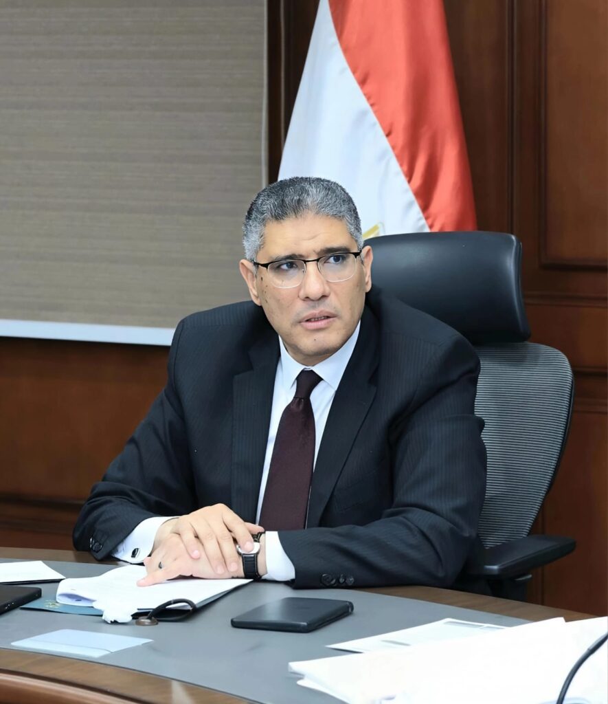 محافظ الجيزة: إزالة 325 حالة تعدي خلال المرحلة الأولى من الموجة الـ28 للحفاظ على الرقعة الزراعية واسترداد أملاك الدولة محافظ الجيزة: إزالة 325 حالة تعدي خلال المرحلة الأولى من الموجة الـ28 للحفاظ على الرقعة الزراعية واسترداد أملاك الدولة