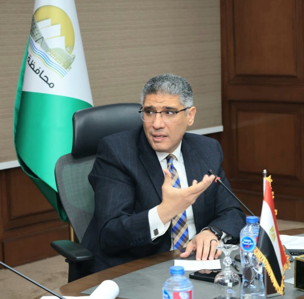محافظ الجيزة يبحث مع صندوق التنمية الحضرية مخطط إعادة تخطيط منطقة عزيز عزت محافظ الجيزة يبحث مع صندوق التنمية الحضرية مخطط إعادة تخطيط منطقة عزيز عزت