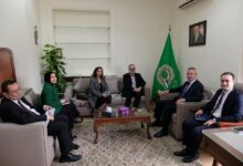 رئيس قطاع فلسطين بالجامعة العربية يبحث الأوضاع في الأراضي المحتلة مع مدير مكتب الأونروا