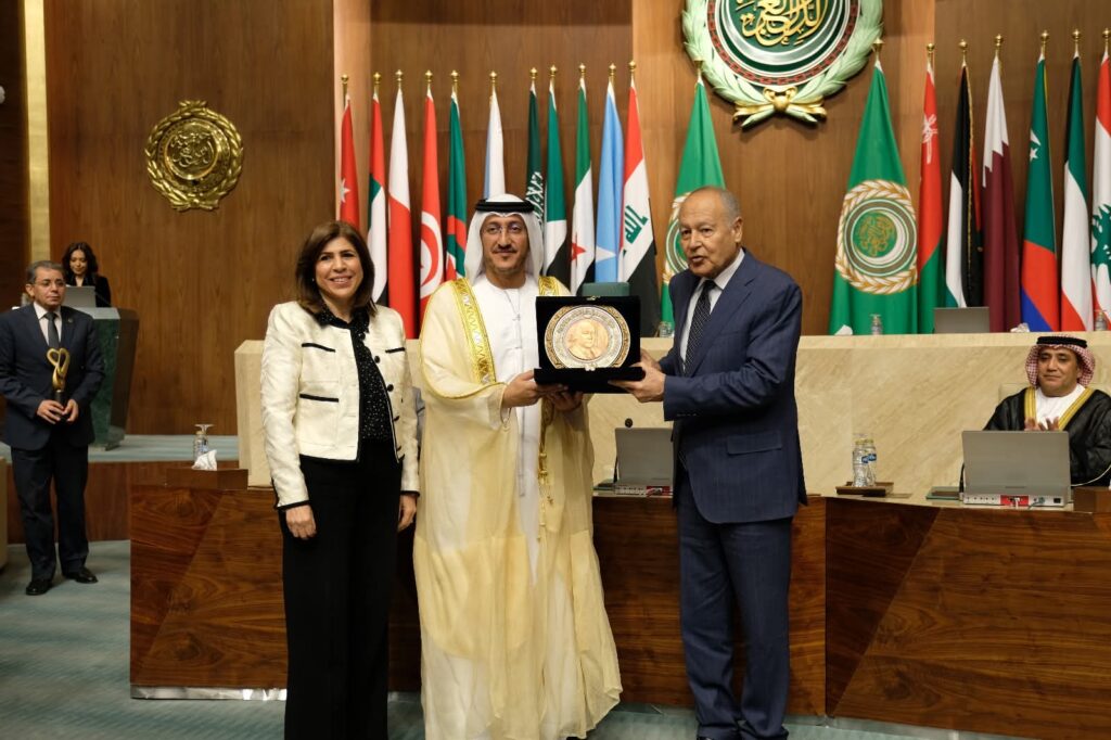 الأمانة العامة تحيي اليوم العربي للاستدامة تحت شعار “مسار التنمية المستدامة: عقد من الإنجازات”. الأمانة العامة تحيي اليوم العربي للاستدامة تحت شعار “مسار التنمية المستدامة: عقد من الإنجازات”.