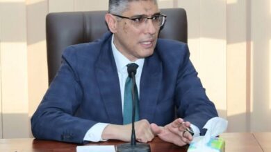 محافظ الجيزة يبحث مع رؤساء الأحياء الارتقاء بمستوى النظافة والمظهر الحضاري