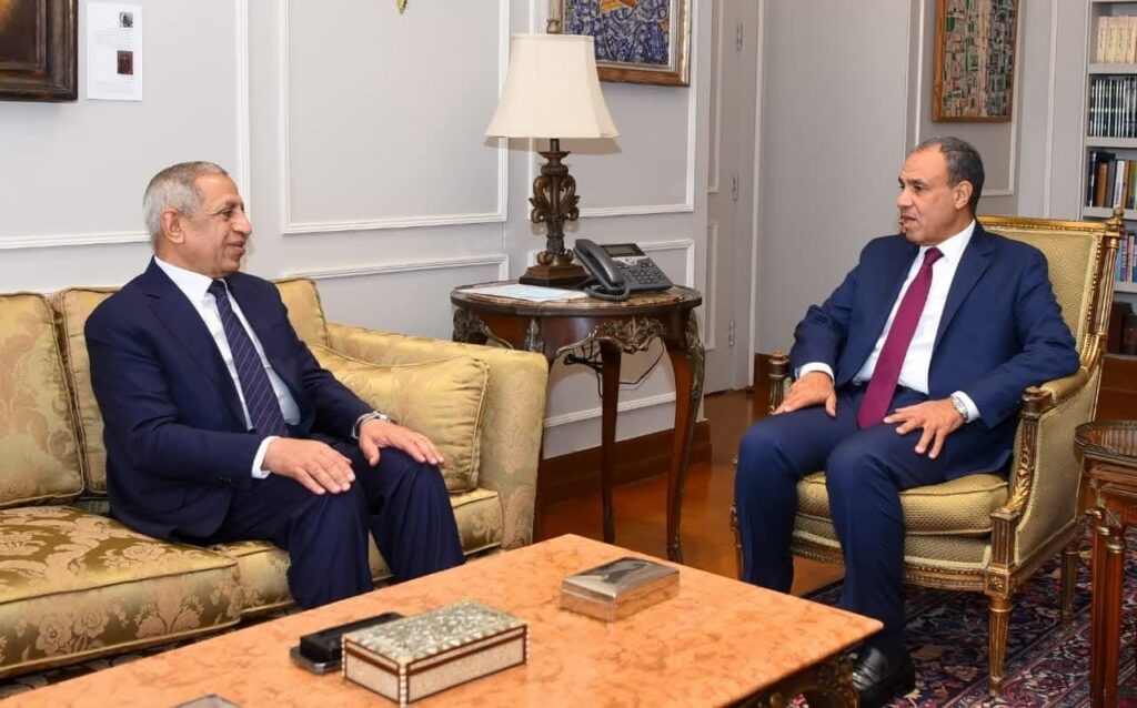 وزير الخارجية يلتقي رئيس الأكاديمية العربية للعلوم والتكنولوجيا والنقل البحري