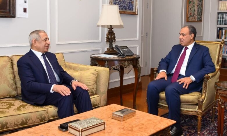 وزير الخارجية يلتقي رئيس الأكاديمية العربية للعلوم والتكنولوجيا والنقل البحري