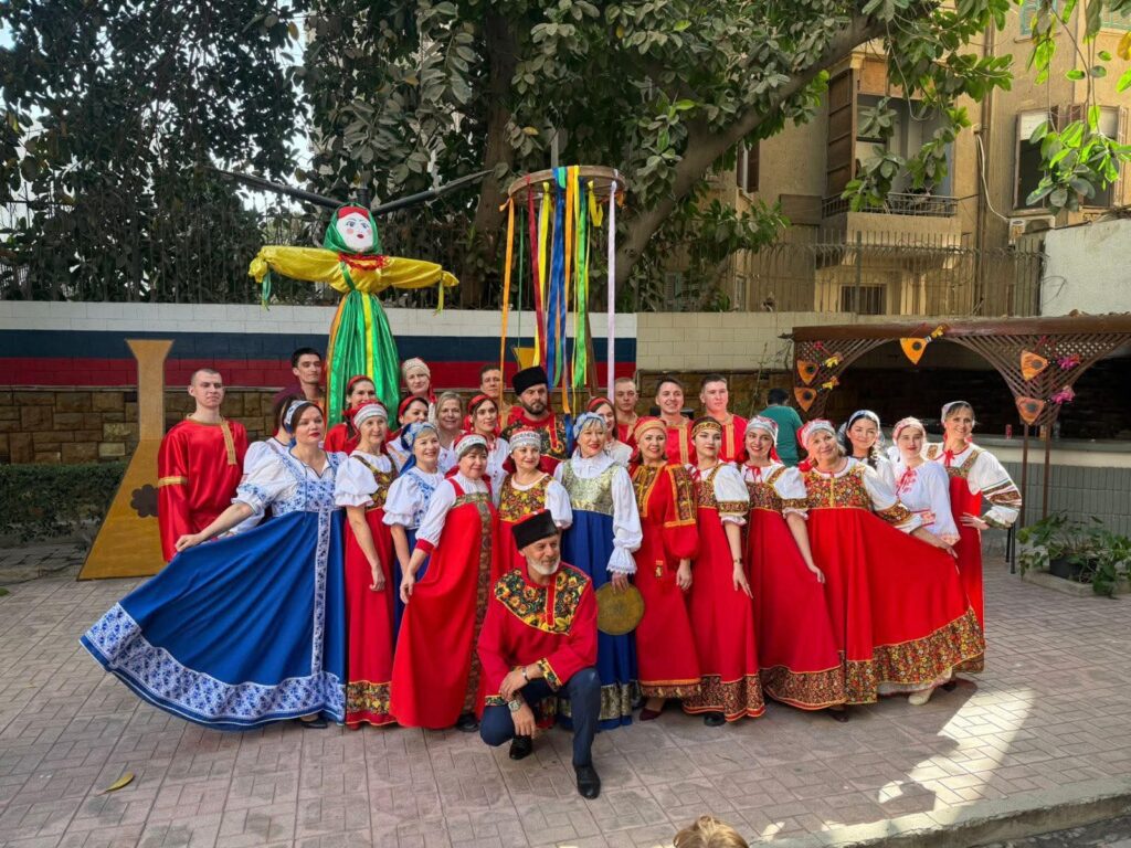 الجالية الروسية تودع الشتاء في مصر