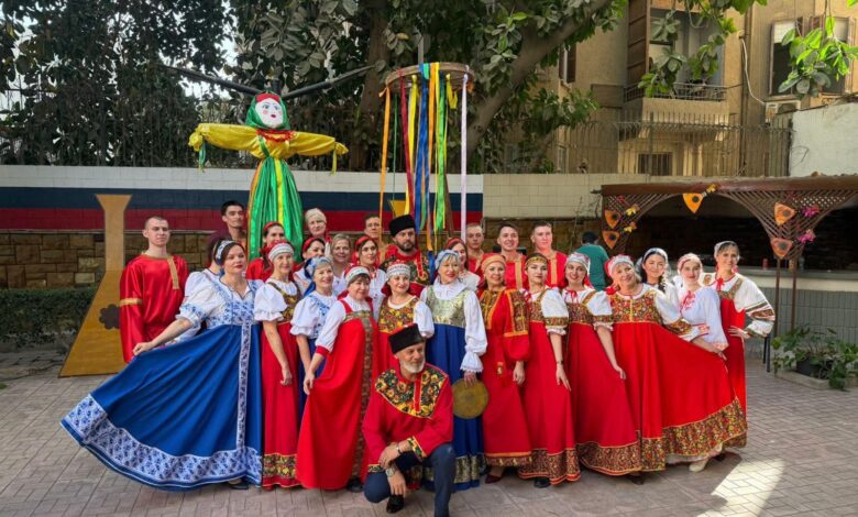 الجالية الروسية تودع الشتاء في مصر الجالية الروسية تودع الشتاء في مصر