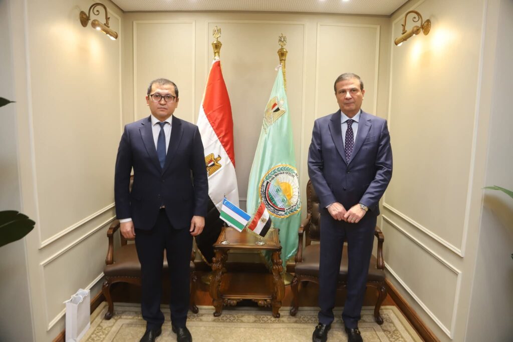 وزير الزراعة يبحث مع سفير أوزبكستان بمصر تعزيز التعاون الزراعي المشترك وزير الزراعة يبحث مع سفير أوزبكستان بمصر تعزيز التعاون الزراعي المشترك