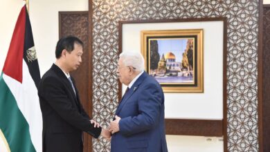 سفير فيتنام يؤكد دعم بلاده لفلسطين وحل الدولتين في لقاء مع الرئيس الفلسطيني