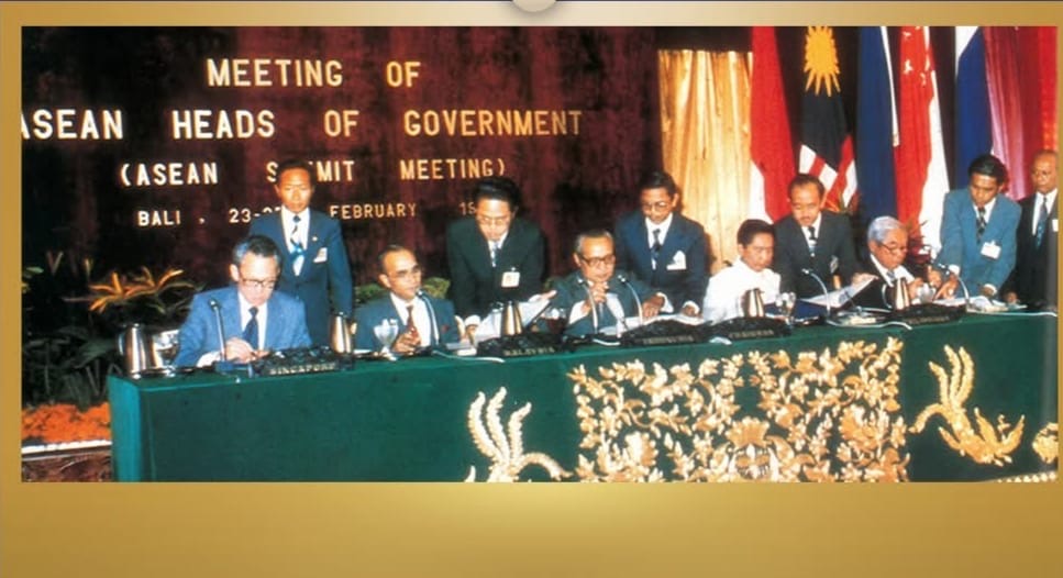 مع الذكرى السنوية الخمسين لمعاهدة الصداقة اسيان تؤكد على استمرار السلام والاستقرار والاحترام المتبادل مع الذكرى السنوية الخمسين لمعاهدة الصداقة اسيان تؤكد على استمرار السلام والاستقرار والاحترام المتبادل