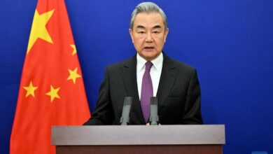 وزير الخارجية: الصين مستعدة للعمل مع جميع الدول لتحسين حوكمة حقوق الإنسان في العالم