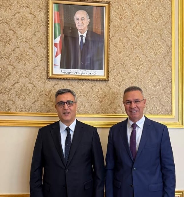 رئيس قطاع فلسطين بالجامعة العربية في لقاء مع سفير الجزائر بالقاهرة لبحث الوضع الراهن في غزة