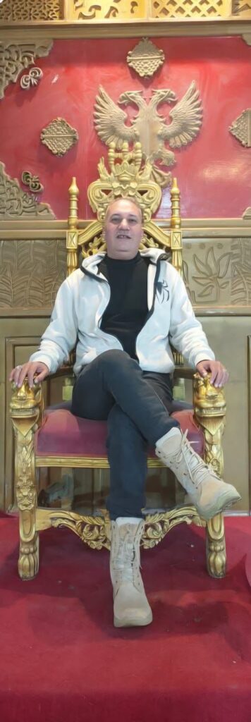 فضيحة الإذلال فى ميت عاصم تشعل الغضب فضيحة الإذلال فى ميت عاصم تشعل الغضب