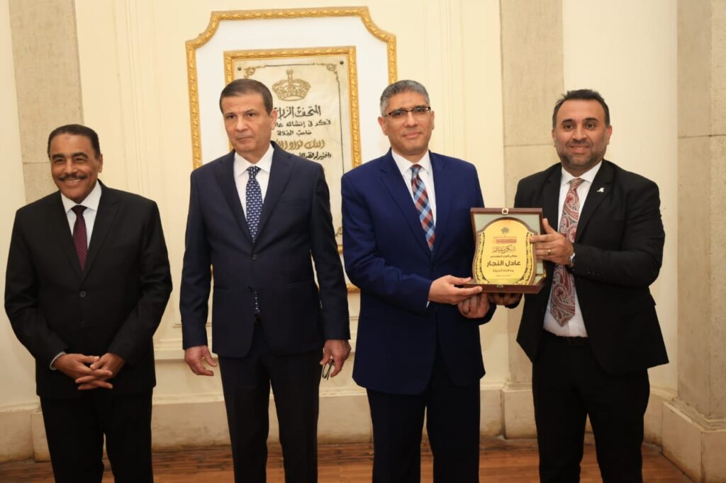 وزير الزراعة ومحافظو مطروح والقاهرة والجيزة يتفقدون النسخة السادسة لمهرجان القاهرة الدولي للتمور بالمتحف الزراعي