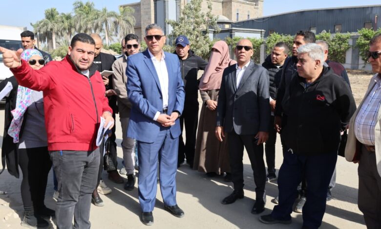 محافظ الجيزة يتفقد أعمال تطوير ورصف طرق المنطقة الصناعية والاستثمارية بأبو رواش