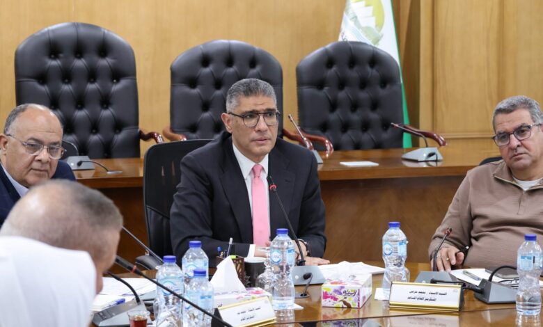 محافظ الجيزة يعقد لقاءً مع أعضاء مجلسي النواب والشيوخ عن دوائر الهرم والدقي والعجوزة، والطالبية، والعمرانية، وبولاق الدكرور وجنوب و6 أكتوبر، والواحات البحرية