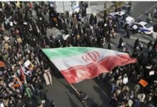 جلال إيران في مرآة الساحات