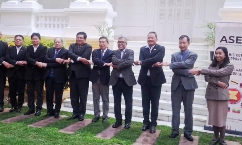 في سفارة اندونيسيا اتجمع الاسيان لإفطار رمضان احلى صحبه واطيب ناس