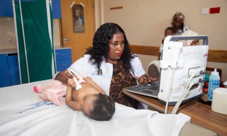 الصندوق العربي للمعونة الفنية للدول الإفريقية ينظم قافلة طبية لأمراض القلب في أروشا بتنزانيا