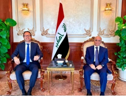 سفير جمهورية العراق فِي القاهرة يبحث مَعَ نظيره الاسباني تعزيز العلاقات الثُّنَائِية وتطورات الأَوْضَاعِ الاقليمية