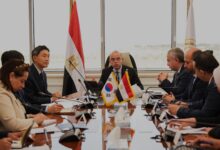 وزير الاستثمار والتجارة الخارجية يلتقي القائم بأعمال سفارة كوريا الجنوبية بالقاهرة لتعزيز التعاون الاقتصادي والاستثماري بين البلدين