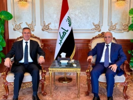 سفير جمهورية العراق في القاهرة يبحث مع الأمين العام المساعد لجامعة الدول العربية تطورات الأوضاع في المنطقة والتنسيق المشترك