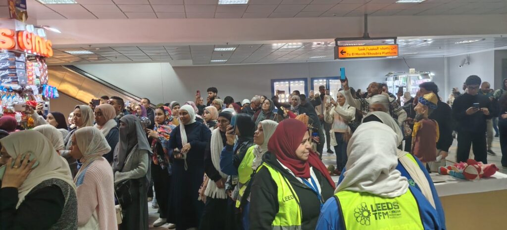 مفاجأة ثقافية فريدة في محطة مترو جامعة القاهرة … الأراجوز يعود للجمهور للأحتفال بشهر رمضان!