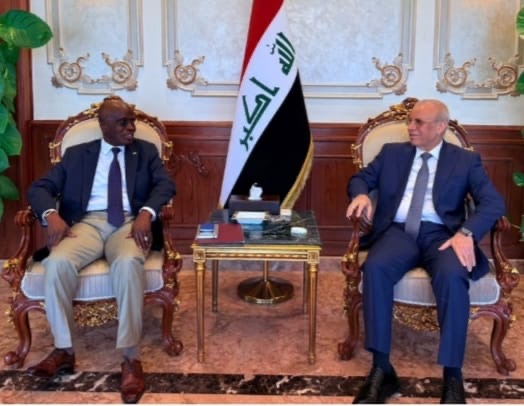 سفير جمهورية العراق في القاهرة يبحث مع نظيره المالي تعزيز العلاقات الثنائية والتطورات الإقليمية