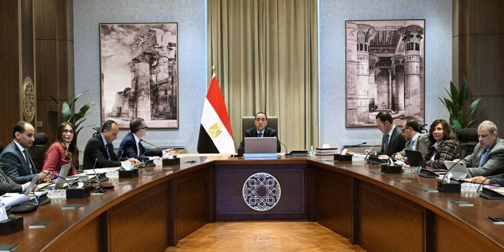 رئيس الوزراء يلتقى وزير التخطيط والتنمية الاقتصادية لاستعراض ملامح خطة التنمية الاقتصادية والاجتماعية للعام المالي القادم 2026/2027 رئيس الوزراء يلتقى وزير التخطيط والتنمية الاقتصادية لاستعراض ملامح خطة التنمية الاقتصادية والاجتماعية للعام المالي القادم 2026/2027