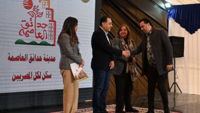 رئيس الوزراء يسلم عقود عدد من وحدات المبادرة الرئاسية “سكن لكل المصريين” بمدينة حدائق العاصمة