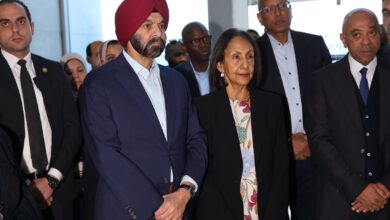 رئيس البنك الدولي يزور مصنع جيوشي لمراجعة البرنامج الرائد للحافلات الكهربائية