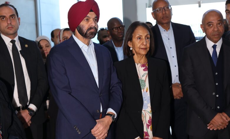 رئيس البنك الدولي يزور مصنع جيوشي لمراجعة البرنامج الرائد للحافلات الكهربائية رئيس البنك الدولي يزور مصنع جيوشي لمراجعة البرنامج الرائد للحافلات الكهربائية