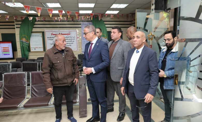 محافظ الجيزة يتفقد المركز التكنولوجي بحي الدقي ومكتب بريد بين السريات