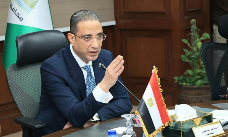 جولة مسائية مفاجئة لمحافظ الجيزة بفيصل والمريوطية.. ويوجه بحملة نظافة مكبرة أسفل محور عمرو بن العاص جولة مسائية مفاجئة لمحافظ الجيزة بفيصل والمريوطية.. ويوجه بحملة نظافة مكبرة أسفل محور عمرو بن العاص