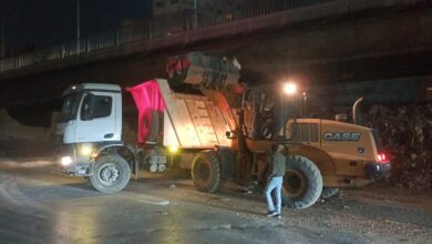 محافظة الجيزة ترفع ٢٢٠٠ طن مخلفات من عدة قطاعات بحي الهرم وجنوب الجيزة خلال ٨٣ نقلة ضمن حملات مكثفة للنظافة