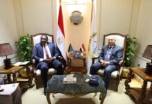 سفير تنزانيا يبحث مع وزير النقل تعزيز التعاون والارتقاء بالعلاقات الثنائية إلي آفاق أوسع من الشراكة والتكامل