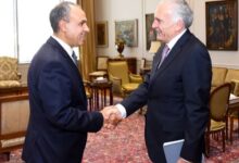 وزير الخارجية يستقبل المبعوث الشخصي للسكرتير العام للأمم المتحدة للشرق الأوسط