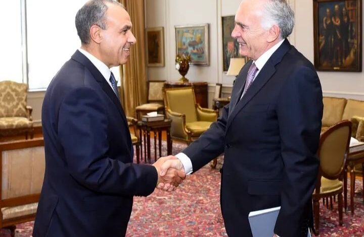 وزير الخارجية يستقبل المبعوث الشخصي للسكرتير العام للأمم المتحدة للشرق الأوسط