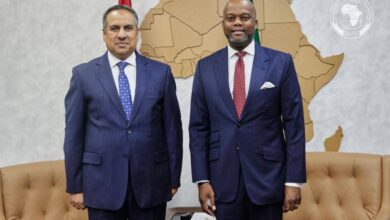 السفير المصرى لدى غانا يلتقى مع سكرتير عام اتفاقية التجارة الحرة الإفريقية لبحث تعظيم المكاسب المصرية من حركة التجارة الافريقية وتنظيم منتدى الإعمال المصرى الغانى