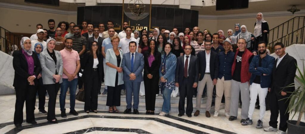 أنجلينا تنحاز للشباب من حلوان لاسوان دعم الاتحاد الأوروبي في كل مكان