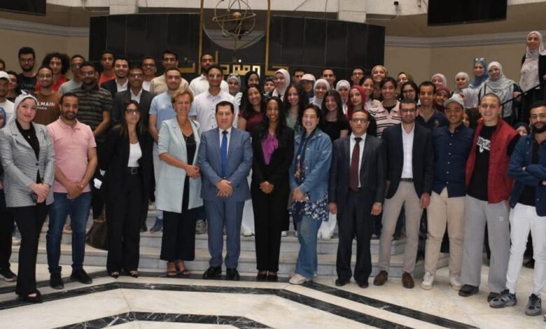 أنجلينا تنحاز للشباب من حلوان لاسوان دعم الاتحاد الأوروبي في كل مكان