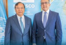 كمبوديا واليونسكو تناقشان التعاون الثقافي والقضايا الإقليمية في فرنسا