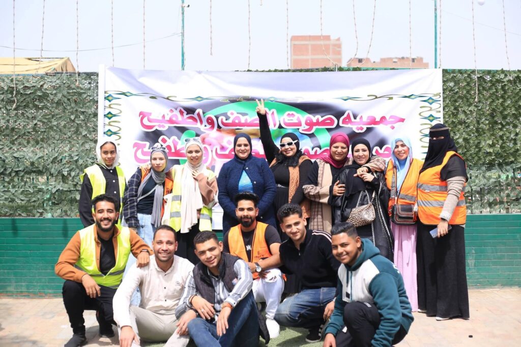 “يوم للفرحة”.. “صوت الصف وأطفيح” تُسعد 200 طفل يتيم بمركز شباب الصف