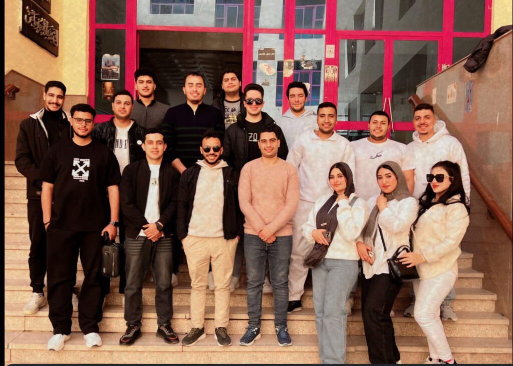 «كان وأخواتها».. مشروع تخرج بإعلام 6 أكتوبر يرصد تحولات الحياة قبل وبعد السوشيال ميديا