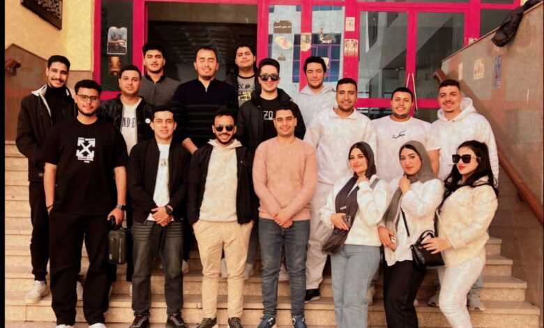«كان وأخواتها».. مشروع تخرج بإعلام 6 أكتوبر يرصد تحولات الحياة قبل وبعد السوشيال ميديا