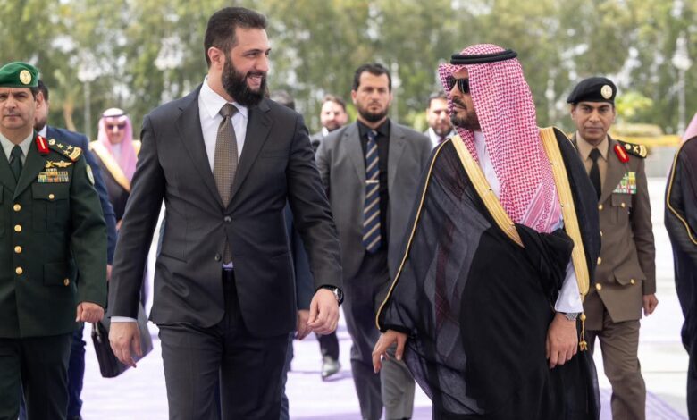 وصول الرئيس السوري إلى جدة واستقبال رسمي،،، من صاحب السمو الامير سعود بن مشعل،،،