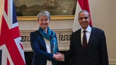 وزيرا خارجية مصر والمملكة المتحدة يبحثان سبل تعزيز العلاقات الثنائية ويناقشان مستجدات الأوضاع الإقليمية وسبل خفض التصعيد وزيرا خارجية مصر والمملكة المتحدة يبحثان سبل تعزيز العلاقات الثنائية ويناقشان مستجدات الأوضاع الإقليمية وسبل خفض التصعيد