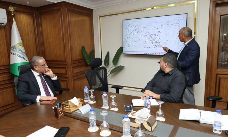 محافظ الجيزة يتابع معدلات تنفيذ مشروعات الصرف الصحي بكفر طهرمس ورشاح أبو عوض وناهيا ببولاق الدكرور والهرم محافظ الجيزة يتابع معدلات تنفيذ مشروعات الصرف الصحي بكفر طهرمس ورشاح أبو عوض وناهيا ببولاق الدكرور والهرم